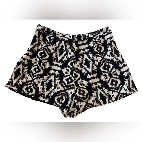 Gianni Bini Black White Ikat High Waisted Shorts XS - Picture 3 of 6